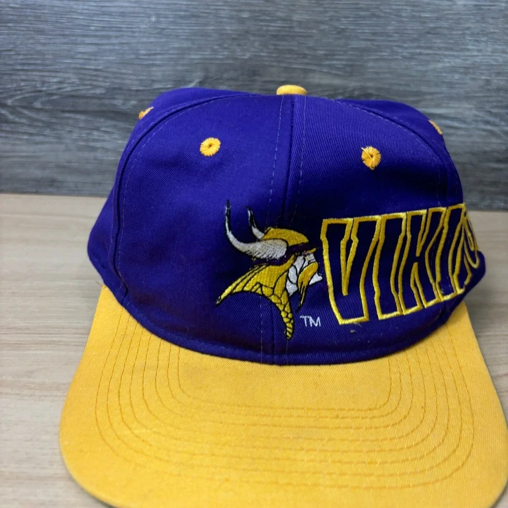 Vintage Minnesota Vikings Hat Cap Snapback Embroidered‎ Wrap Around Drew Pearson